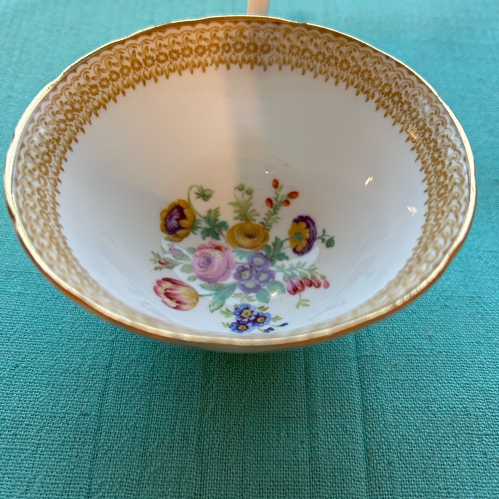 Antique Grosvenor Bone China Cup and Saucer - Picture 2 of 6